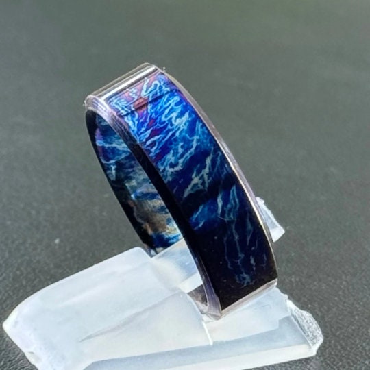Heat Anodized Titanium Ring: Colorful Patterned Hypoallergenic Band