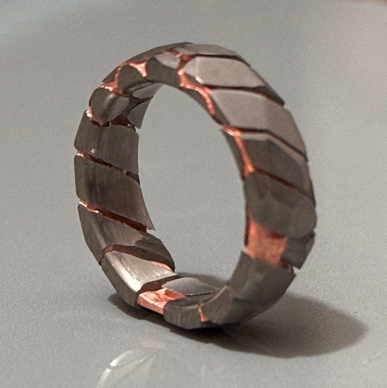 Super Conductor Ring: Deep Etched Niobium Copper Band