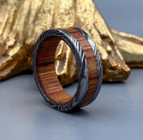 Damascus Steel Ring - Whisky Barrel Wood Inlay - Hammered Wedding Band
