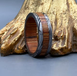 Damascus Steel Ring - Whisky Barrel Wood Inlay - Hammered Wedding Band