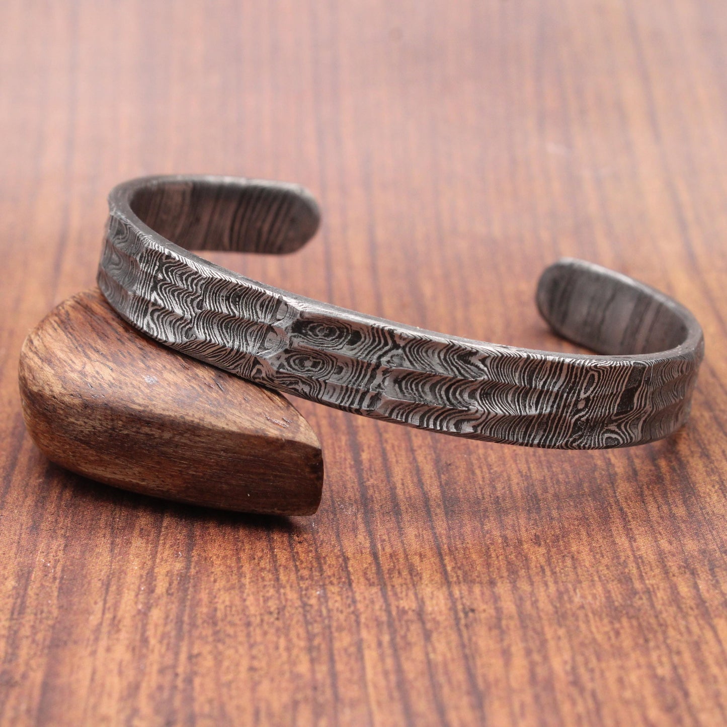 Hand Forged Damascus Steel Cuff Bracelet: Viking Style Jewelry