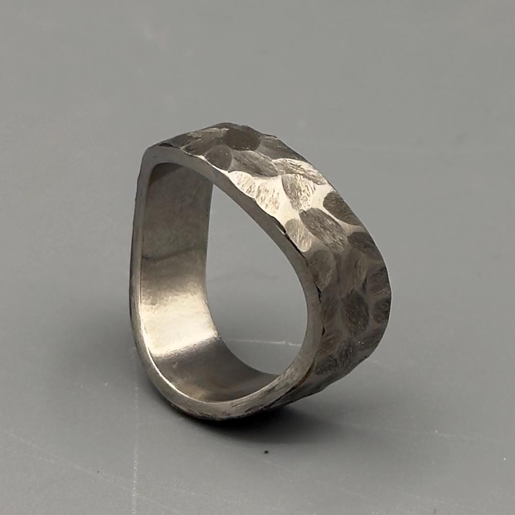 Hammered Titanium Curved Ring: Minimalist Industrial Wedding Band