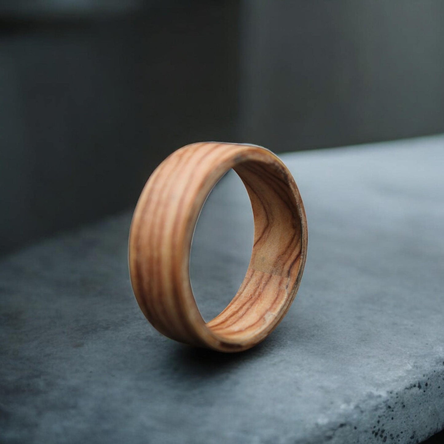 Ashwood Wedding Band Ring: Minimalist Bentwood Design