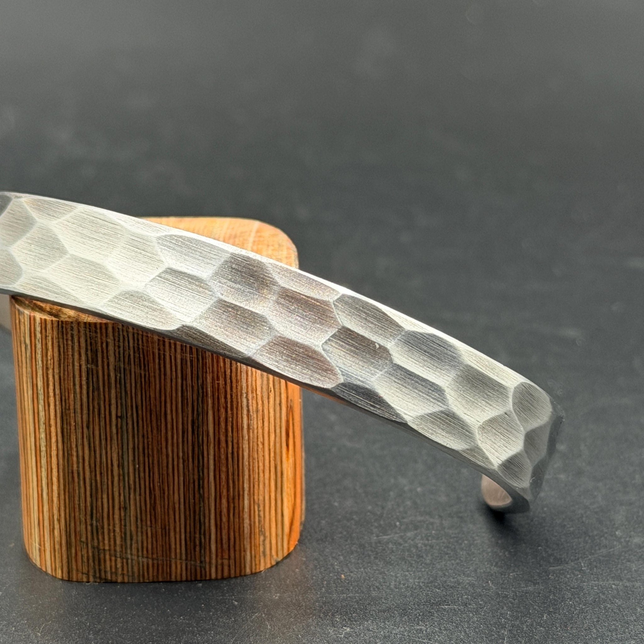 Hand Forged Steel hammered Design Cuff Bracelet: Viking Style